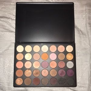 Morphe pallet
